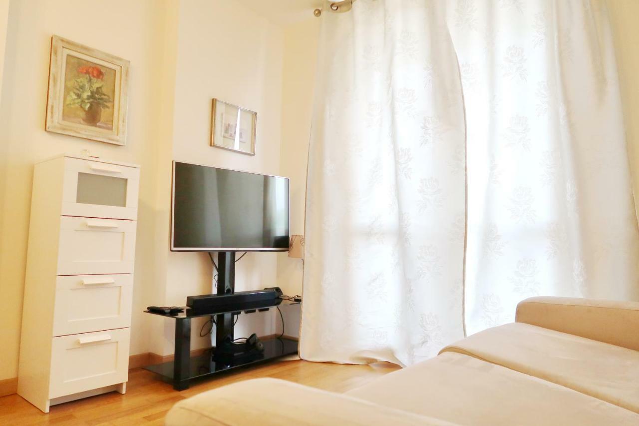 Villa Milena Arese Bagian luar foto